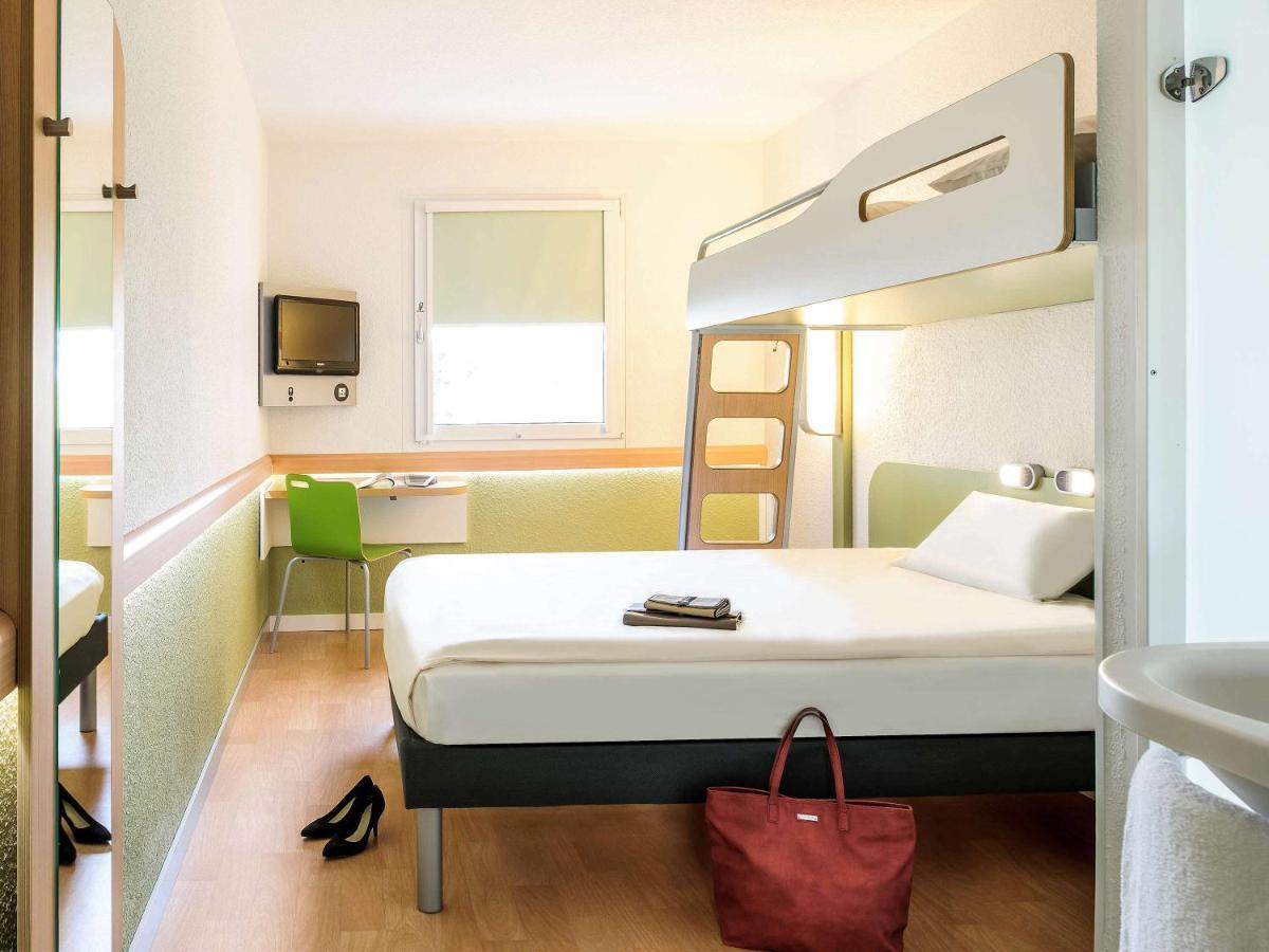 Ibis Budget Stains - Saint Denis - Universite Екстер'єр фото