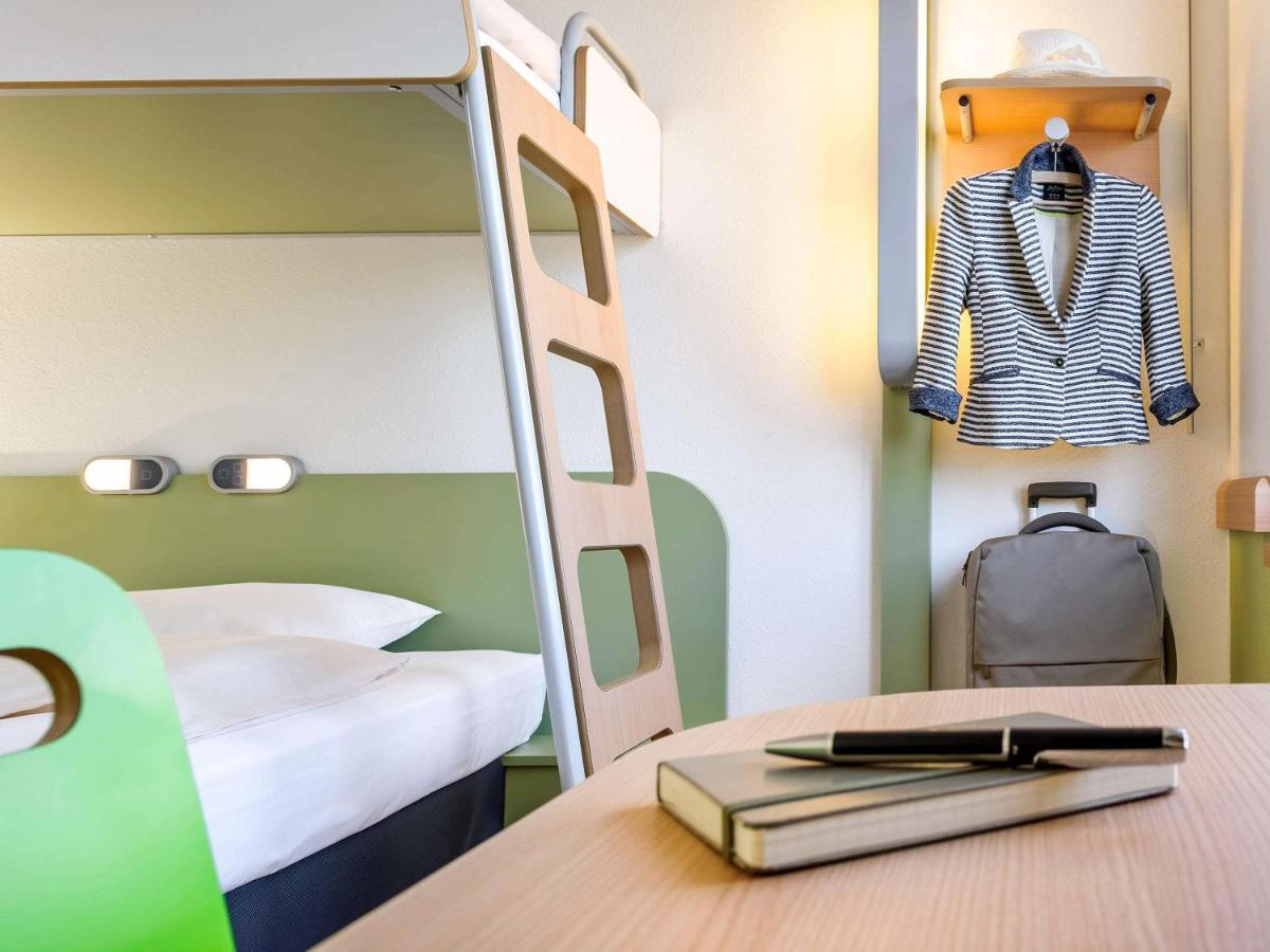 Ibis Budget Stains - Saint Denis - Universite Екстер'єр фото